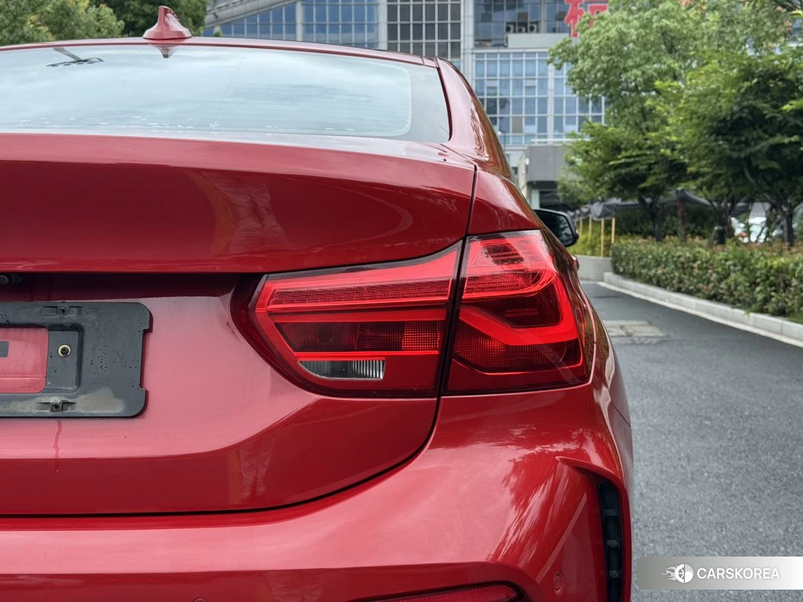 BMW 1 series 2020 Красный из Китая
