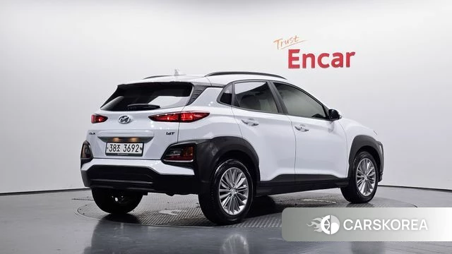 Hyundai Kona 2019 Белый из Кореи