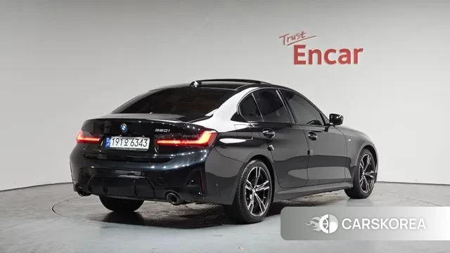 BMW 3 Series (G20) 2023 Черный из Кореи