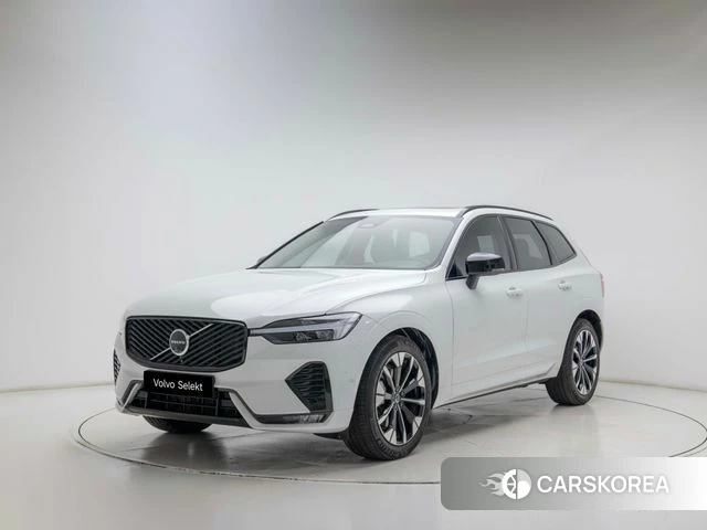 Volvo XC60 second Generation 2025 Белый из Кореи