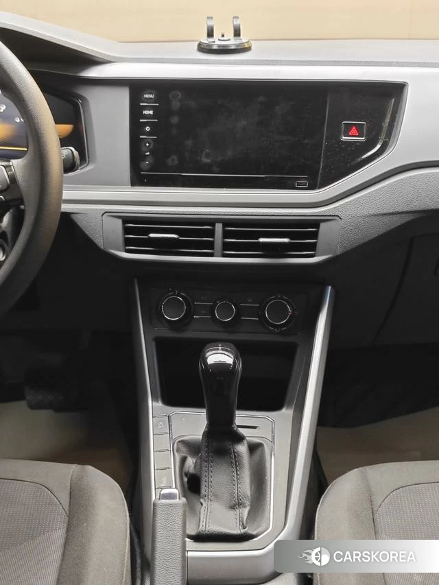 Volkswagen Polo 2023 Белый из Китая