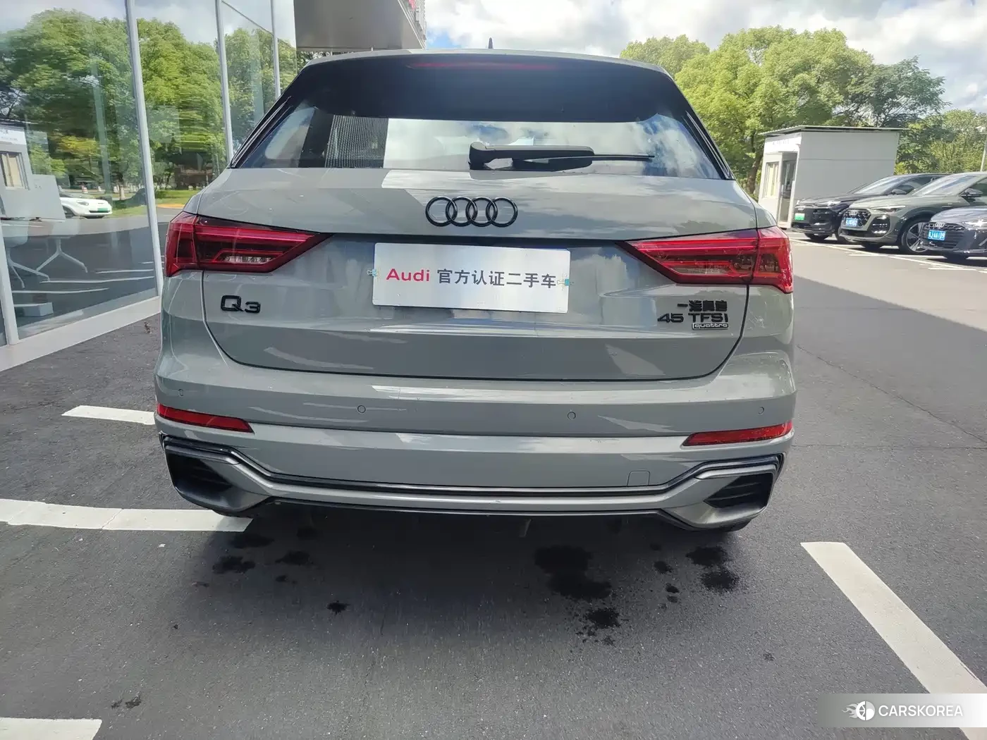 Audi Q3 2023 Silver/gray из Китая
