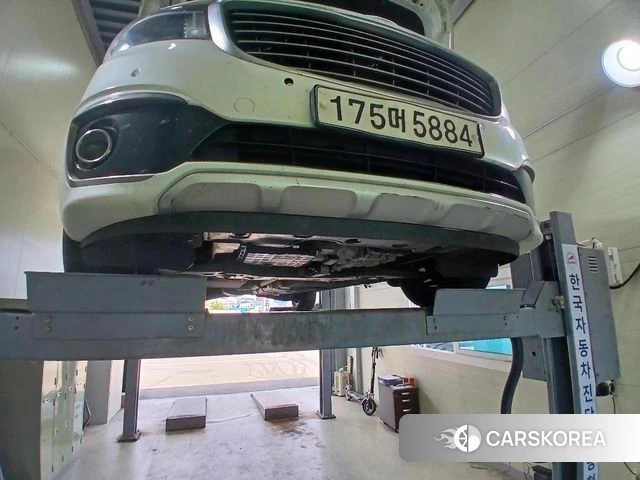 Kia All New Carnival 2018 Белый из Кореи