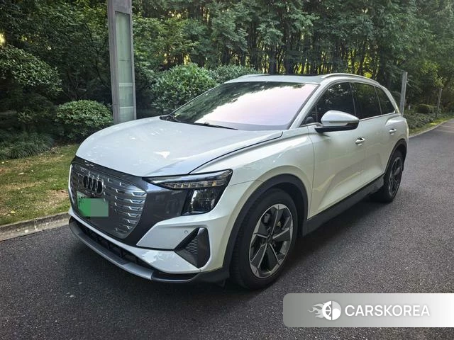 Audi Q5 e-tron 2025 Белый из Китая