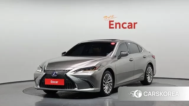 Lexus ES300h 7th generation 2019 Песочный из Кореи