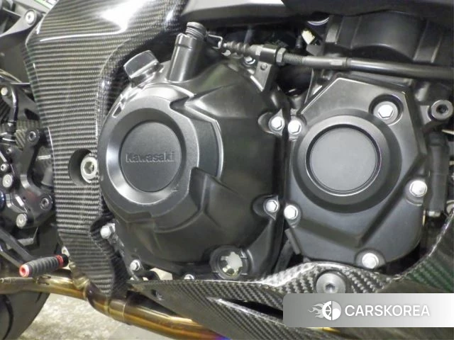 Engine photo
