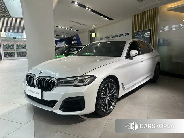 BMW 5 series 2022 Белый из Китая