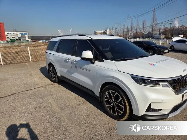 Kia Carnival 4th generation id 3660371 из Кореи