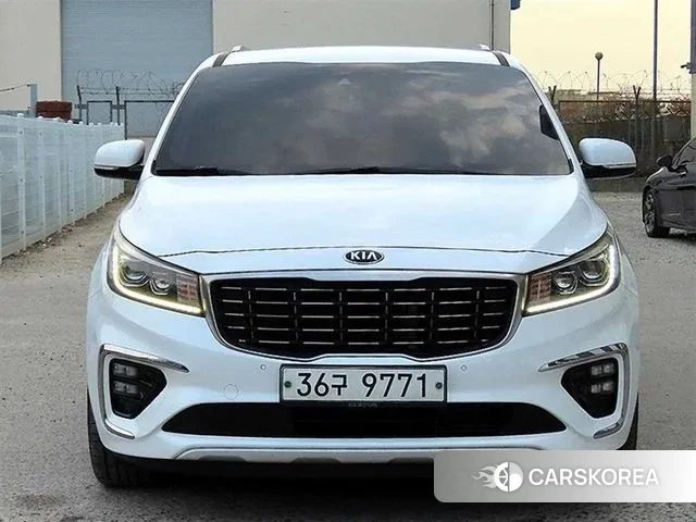 Kia The New Carnival 2018 Белый из Кореи