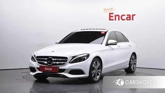 Mercedes-Benz C-Class W205 2018 Белый из Кореи