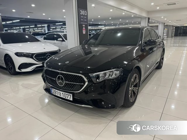 Mercedes-Benz E-Class W214 2025 Черный из Кореи