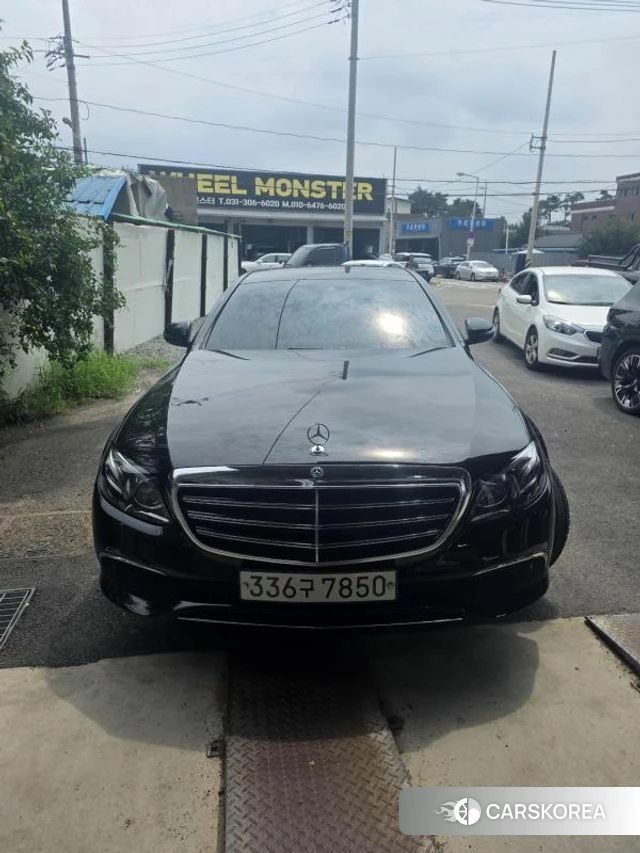 Mercedes-Benz E-Class W213 2019 Черный из Кореи
