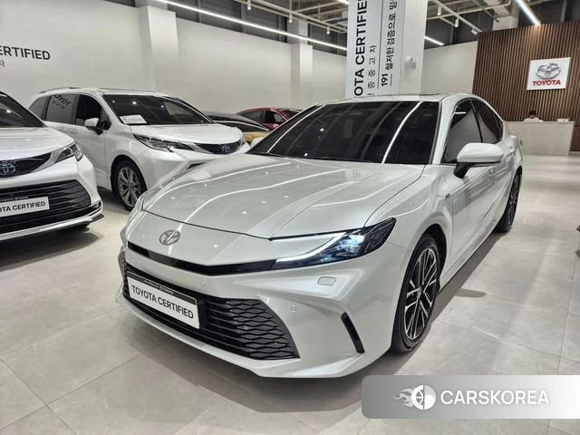 Toyota Camry (XV80) 2025 Белый из Кореи