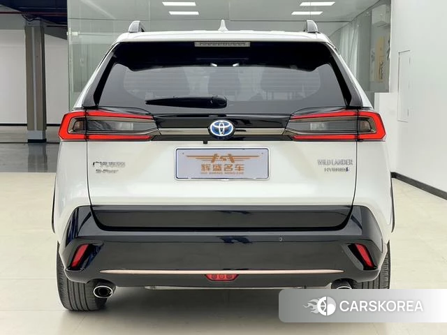 Toyota Wilanda 2022 Белый из Китая