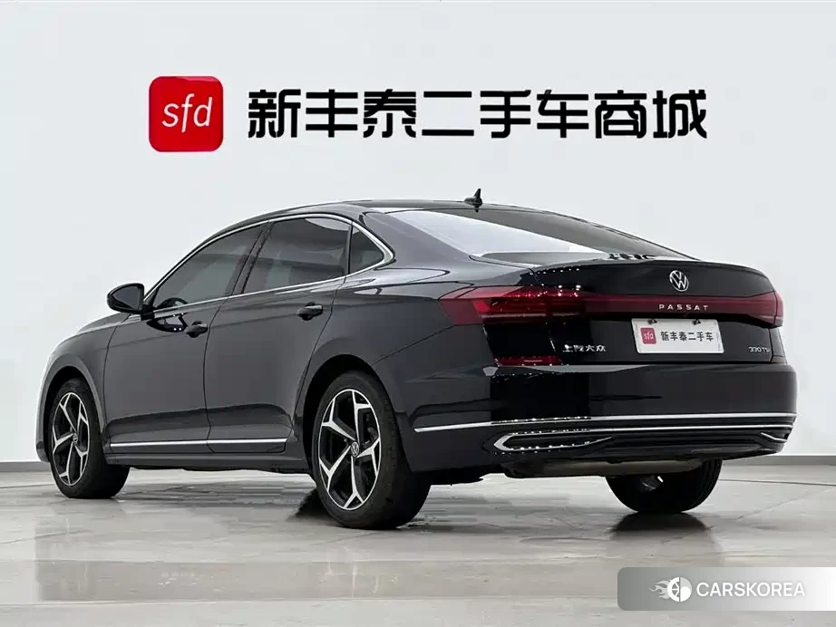 Volkswagen Passat 2024 Черный из Китая