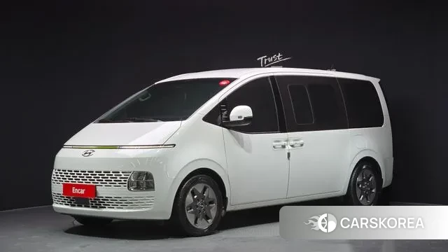 Hyundai Staria 2023 Белый из Кореи