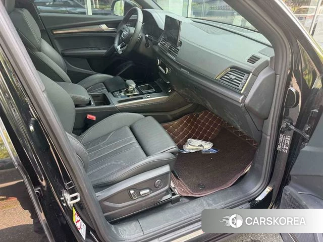 Audi Q5L 2024 Черный из Китая