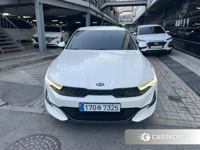 Kia K5 3rd generation 2021 Белый из Кореи