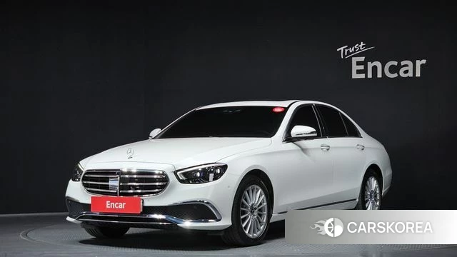 Mercedes-Benz E-Class W213 2022 Белый из Кореи