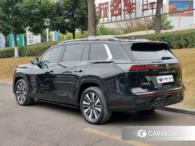 Volkswagen Tourang 2025 Черный из Китая