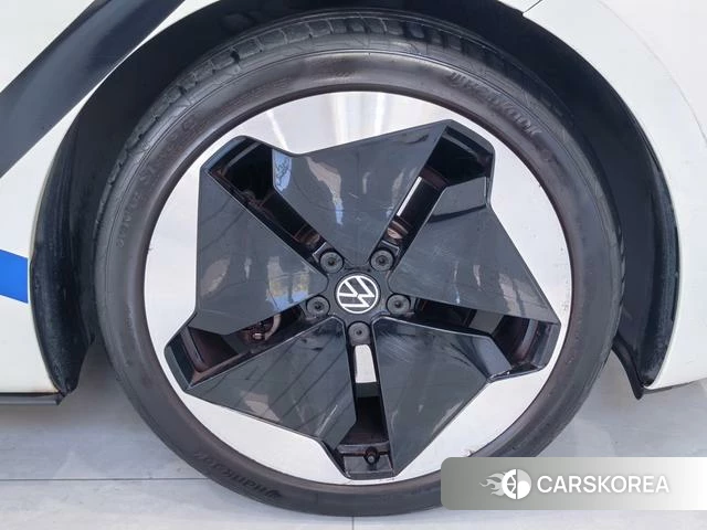 Volkswagen ID.3 2022 Белый из Китая