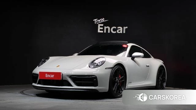 Porsche 911(992) 2023 Серебристо-серый из Кореи