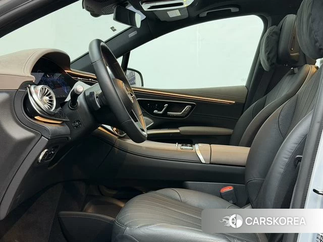Mercedes-Benz EQS SUV 2025 Серебристо-серый из Китая