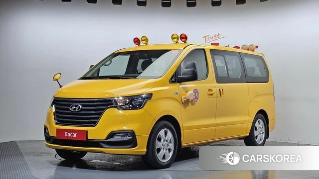 Hyundai The New Grand Starex 2018 Желтый из Кореи