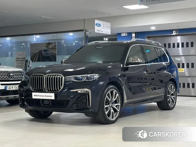 BMW X7 (G07) 2020 Черный из Кореи