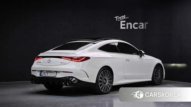 Mercedes-Benz CLE-Class C236 2024 Белый из Кореи