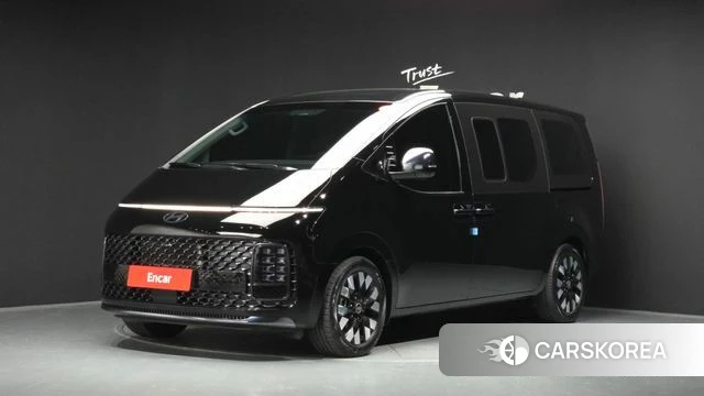 Hyundai Staria 2024 Черный из Кореи