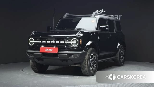 Ford Bronco 6th Generation 2023 Черный из Кореи
