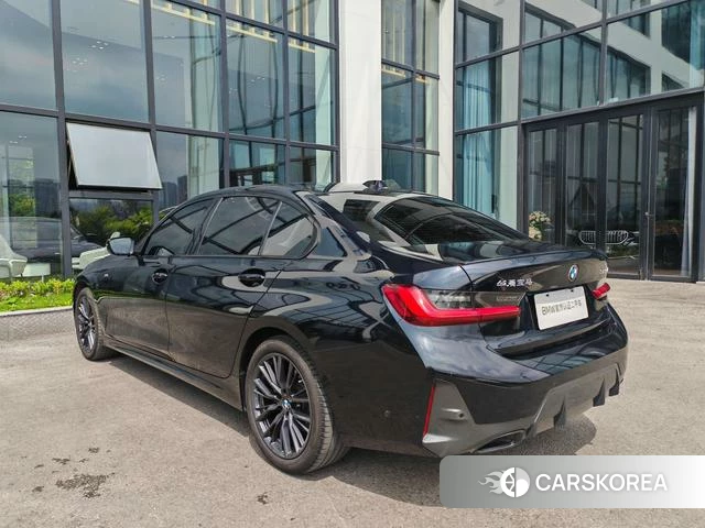 BMW 3 series 2023 Черный из Китая