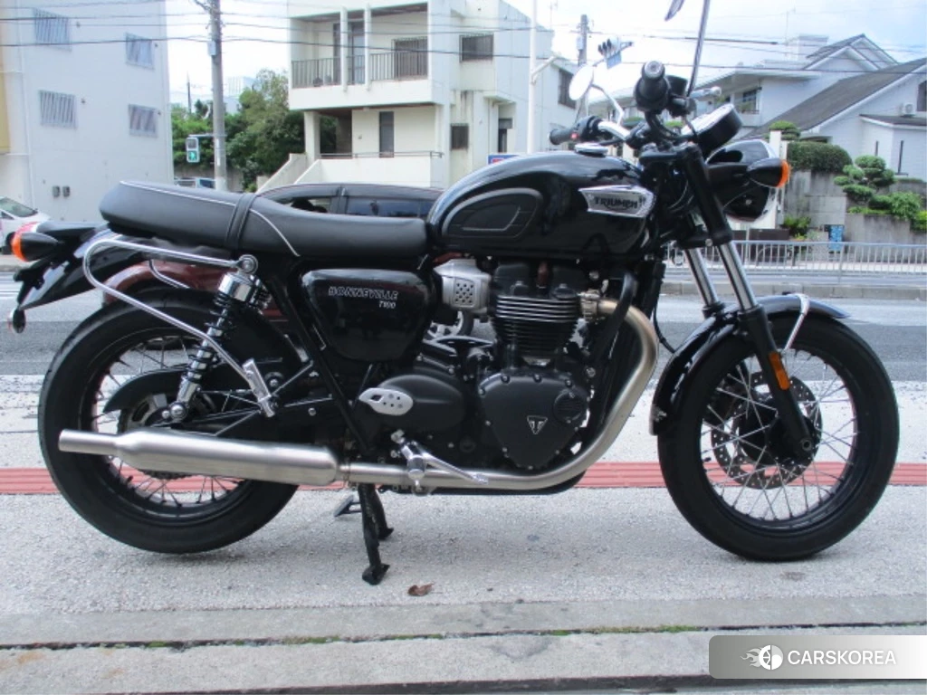 Проданный Triumph BONNEVILLE T100 2022 из Японии