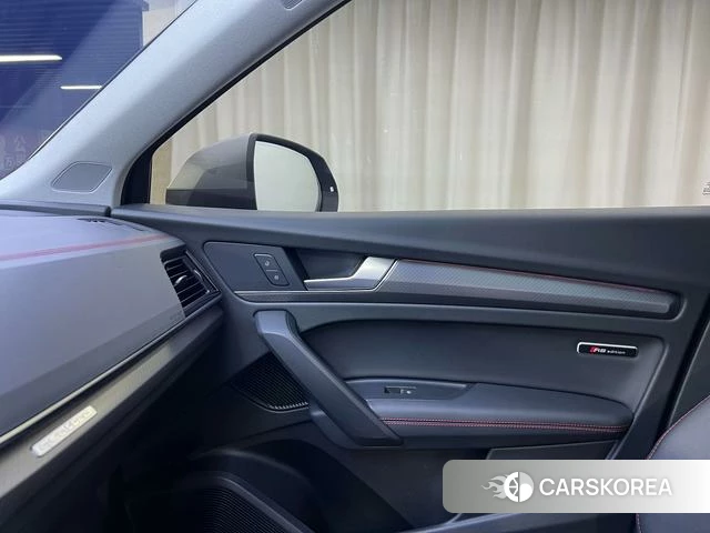 Audi Q5L 2022 Синий из Китая