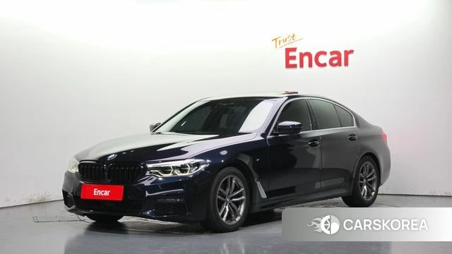 BMW 5 Series (G30) 2020 Черный из Кореи
