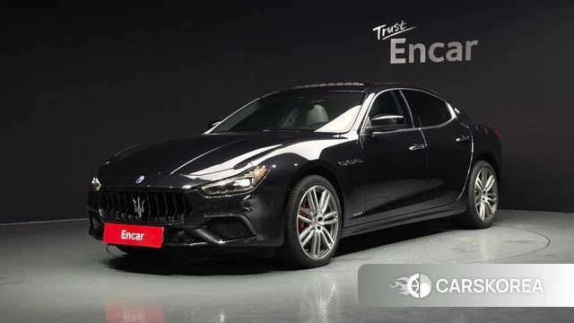 Maserati Ghibli 2018 Черный из Кореи