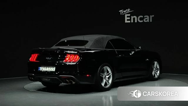 Ford Mustang 2020 Черный из Кореи