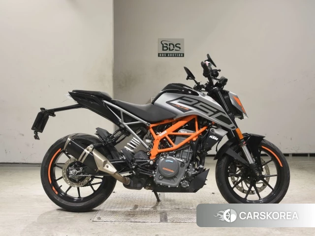 KTM 250 DUKE 2021 из Японии