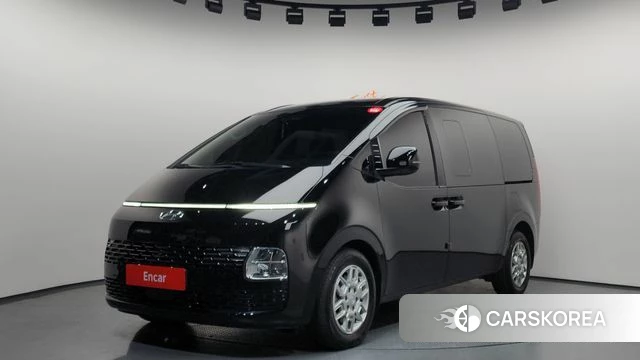 Hyundai Staria 2023 Черный из Кореи