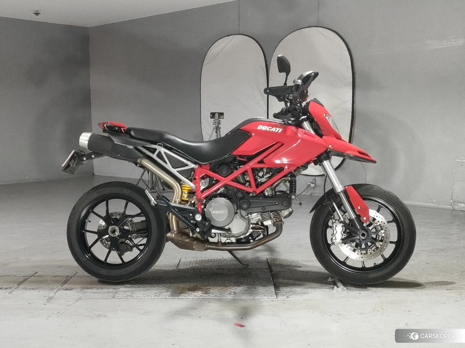 Проданный Ducati HYPERMOTARD 796 2010 из Японии