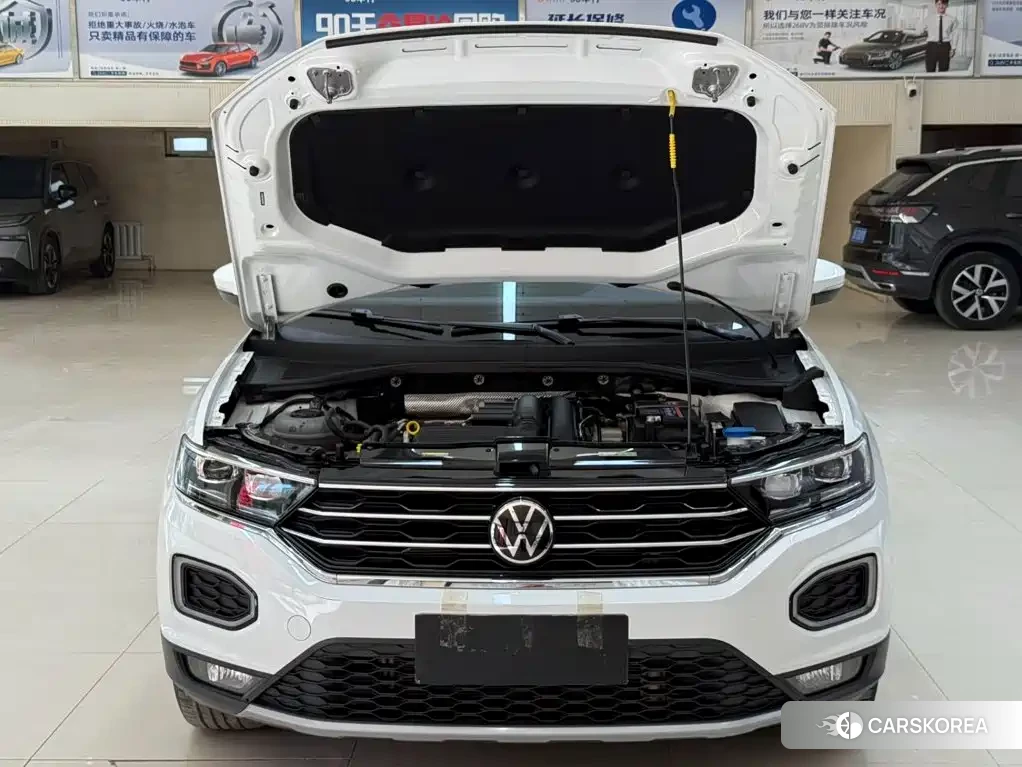 Volkswagen T-Roc 2022 Белый из Китая