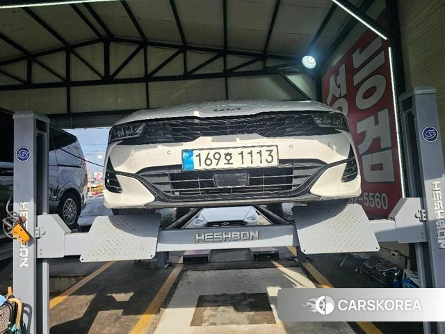 Kia K5 3rd generation 2022 Белый из Кореи