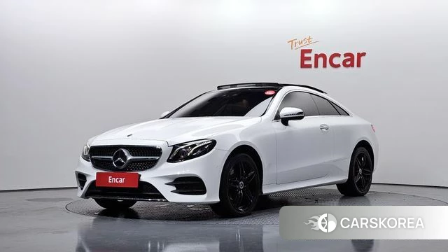Mercedes-Benz E-Class W213 2019 Белый из Кореи