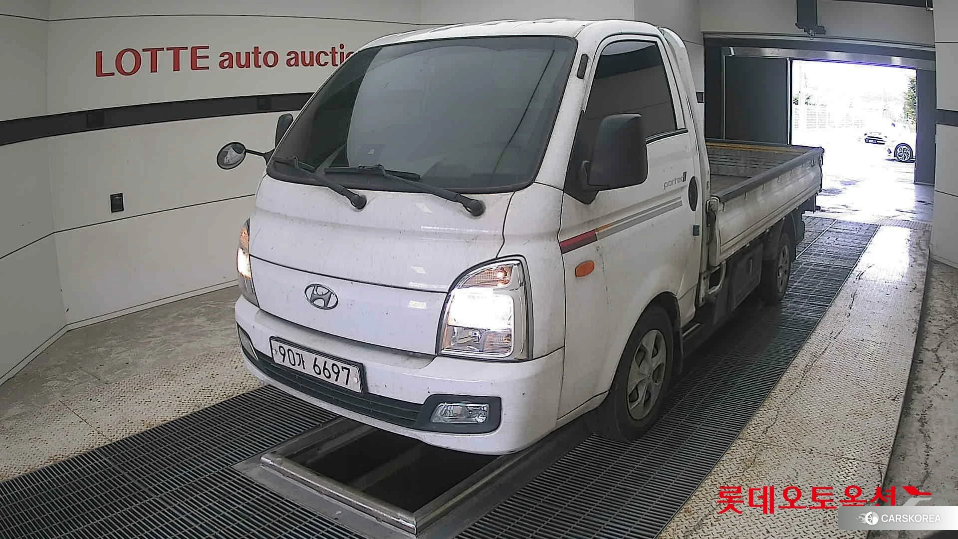 Hyundai Porter II 2022 Белый из Кореи