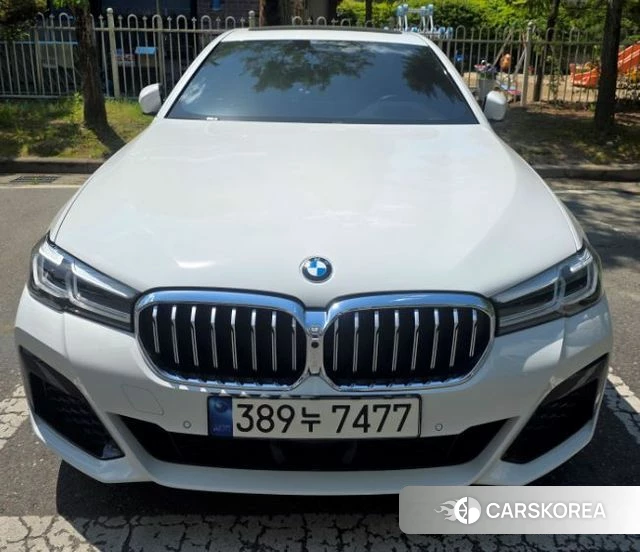 BMW 5 Series (G30) 2023 Белый из Кореи