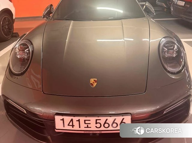 Porsche 911(992) 2020 Коричневый из Кореи