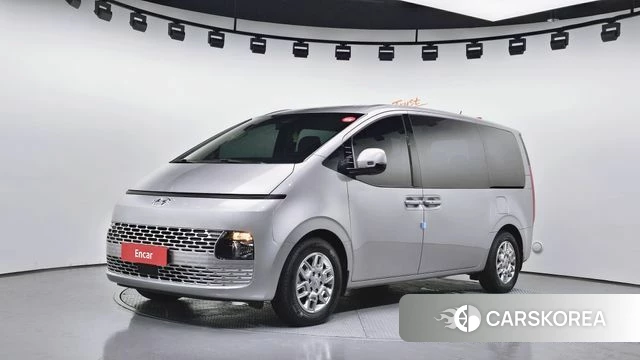 Hyundai Staria 2022 Серебряный из Кореи