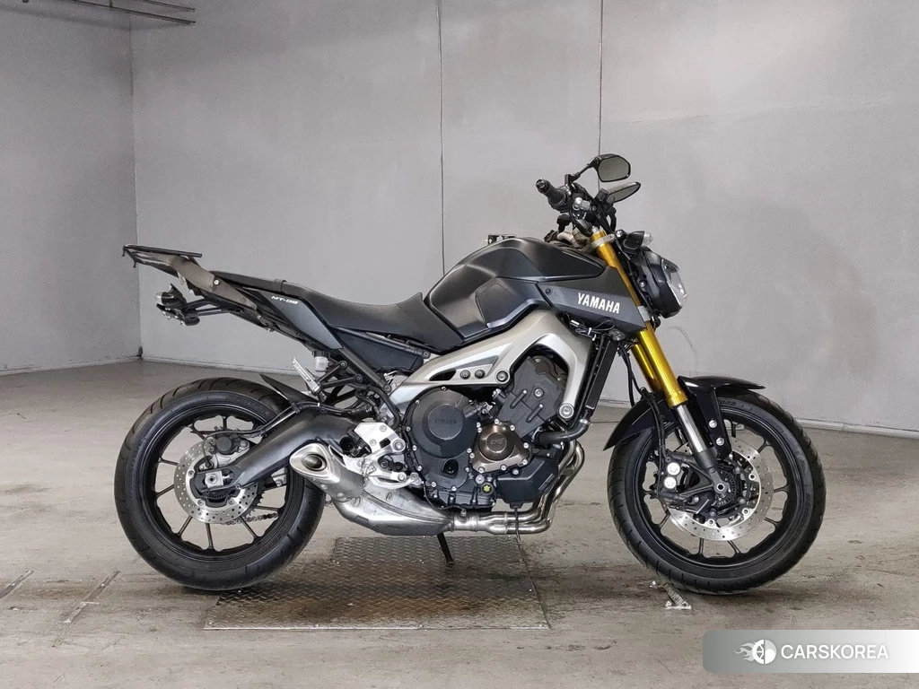 Проданный Yamaha MT-09 2017 из Японии