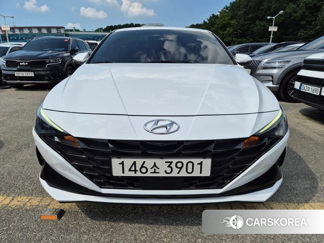 Hyundai Avante (CN7) 2022 Белый из Кореи